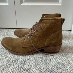 Frye Carson Boot